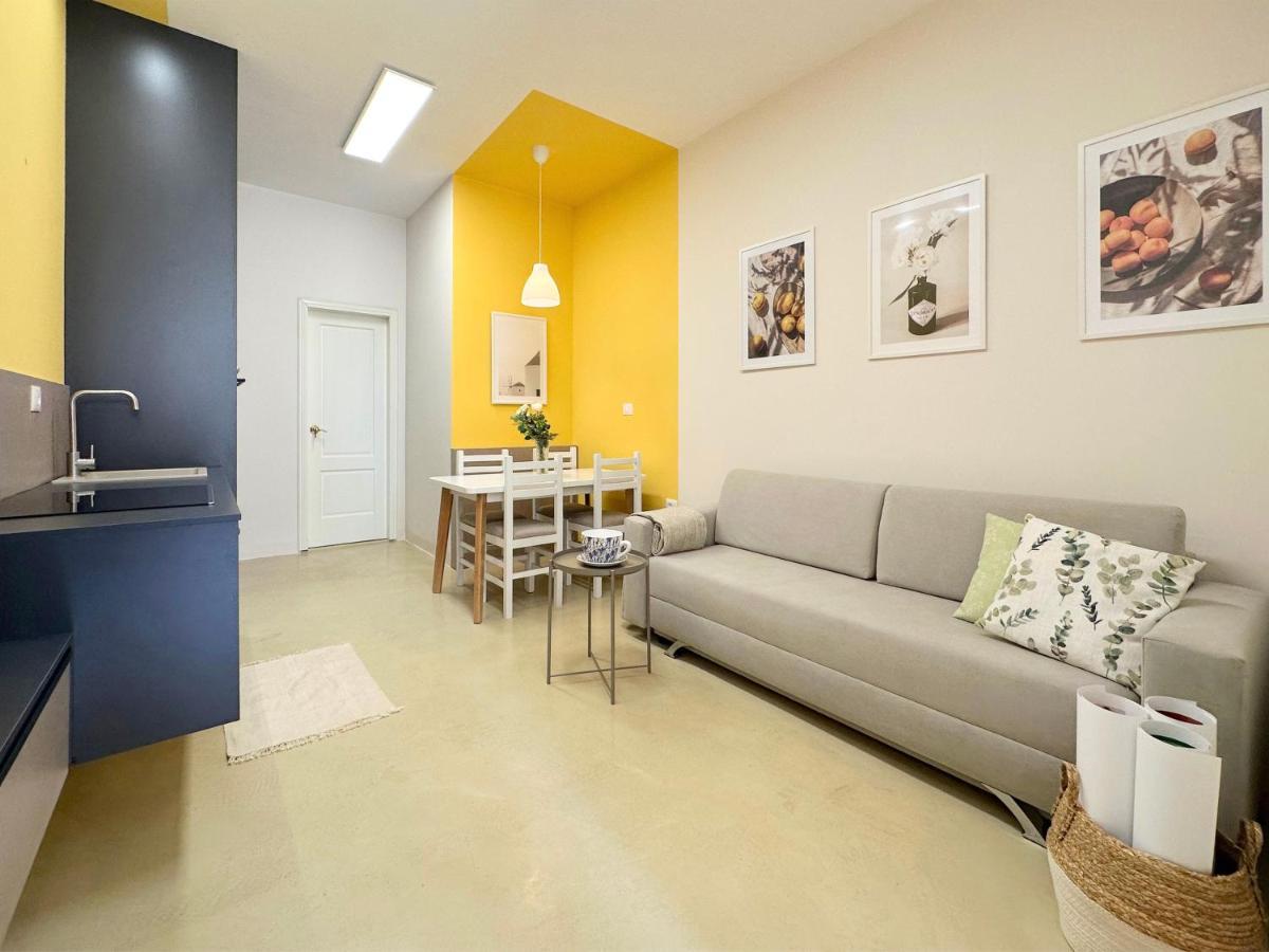 13 Eur For Monthly Stay - Home By The Sea - Hbs Golem  Exterior photo