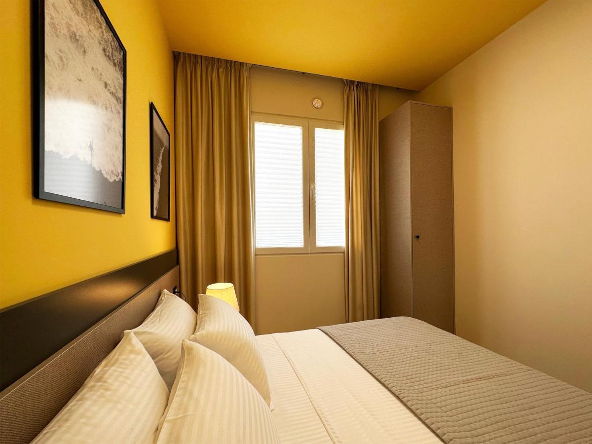 13 Eur For Monthly Stay - Home By The Sea - Hbs Golem  Exterior photo
