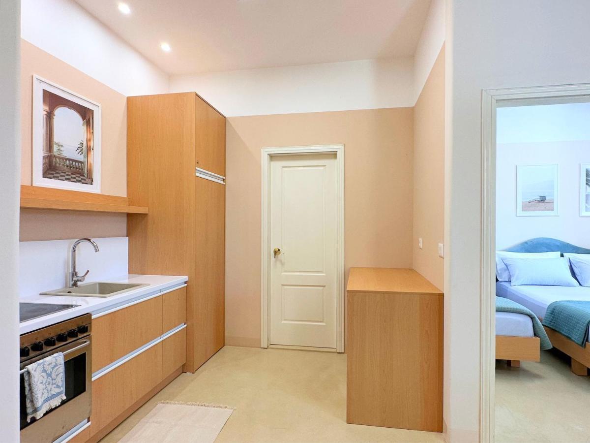 13 Eur For Monthly Stay - Home By The Sea - Hbs Golem  Exterior photo
